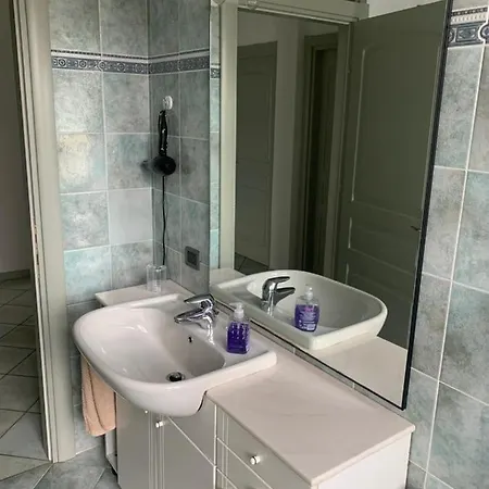 Apartment Palazzo Clerici Luino